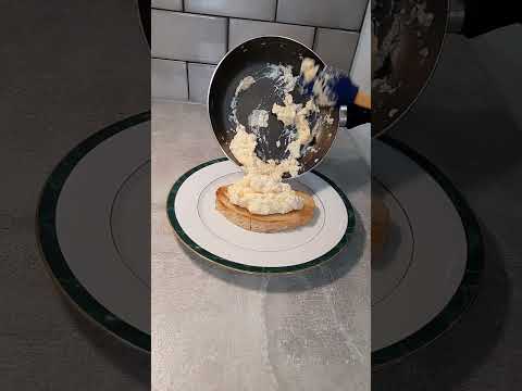 SCRAMBLED EGGS WITH RICOTTA CHEESE   #shorts