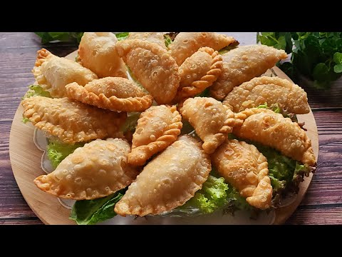 سمبوسك مقرمش بحشوة الدجاج بطريقتين تشكيل باليد والقالب تطلبها عائلتي يوميامع طريقة التفريز لرمضان🌙⭐️