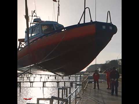 „Einmal Haare waschen und legen, bitte!“ Kurze Werftzeit für das neue #Seenotrettungsboot HELENE