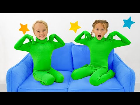 Chris görünmez kostümler ve çocuklar için diğer komik hikayeler giyiyor