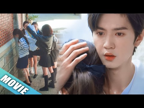【Movie】💗He helps her teach those who bully her a lesson🥰