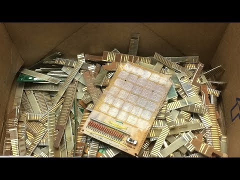 Снимал позолоту с ламелей и нашёл палладий.