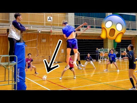 (Volleyball match) The final match: He's an otherworldly spiker