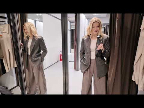 Shopping - looking for the latest deals in Italy