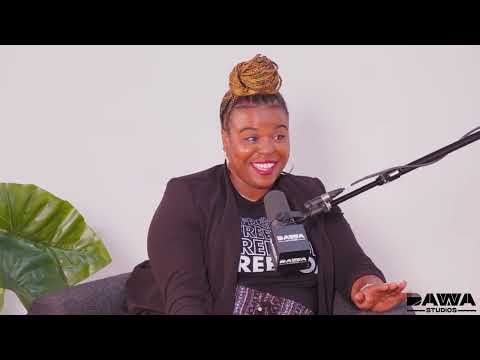 "Meredith Sisnett" stars on 5 Minute Career Hack