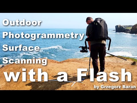 Outdoor Photogrammetry Surface Scanning for Materials with a Flash