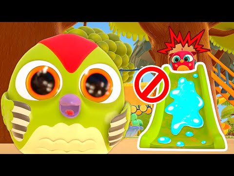 Hop Hop and Peck Peck play on toy slide for kids. Cartoons for babies. Kids videos with toys.