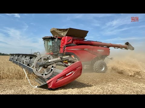 775 HP CASE IH AF11 Combine