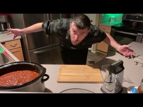 'TIS THE BISON CHILI SEASON! How to make Chili in the Crock Pot!