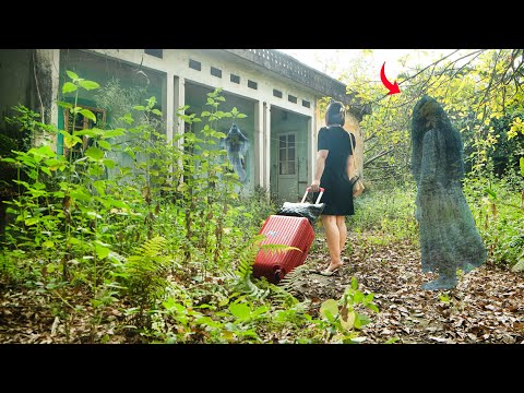 Returning To My Abandoned Home After 20 Years: I Was Not Alone...