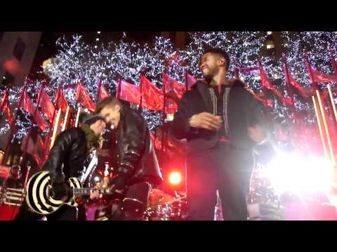 Justin Bieber and Usher NYC christmas tree lighting