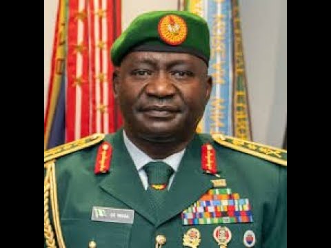 LIVE [ABUJA]: CDS GENERAL CHRISTOPHER GWABIN MUSA PULLING OUT PARADE.