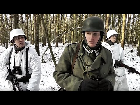 RED SNOW / RED SNOW (WWII Short Film)