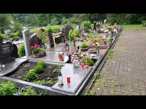 A short tour of the cemetery. // Life in Germany