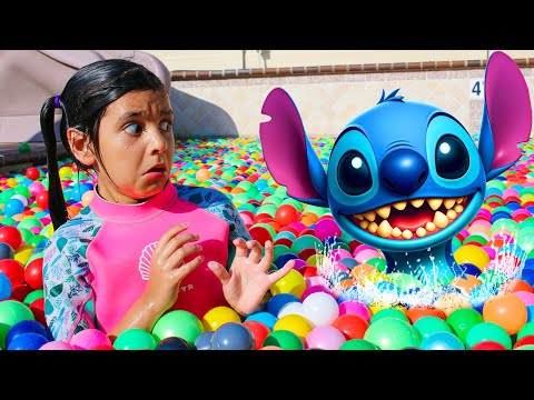 Ellie Charlotte & Eva vs Stitch Sneaky Pool Prank Showdown!