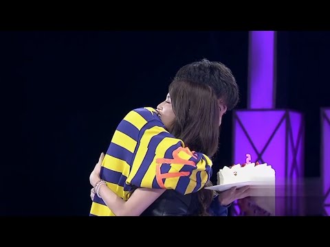 不用告白了！气质美女一见钟情，还没告白就被心动男生霸气抱住，美女都懵了！【非常告白】