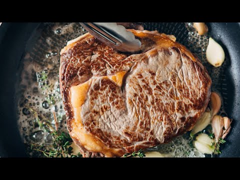 Mistakes Everyone Makes When Pan Searing Steak
