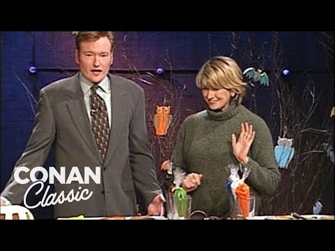 Martha Stewart Shows Conan How to Spruce Up His Halloween | Late Night with Conan O’Brien