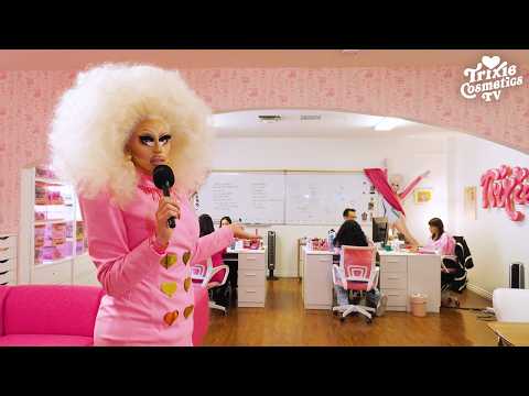 Office Tour: The She-quel [WARNING: Still Iconic]