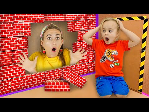 Giant Box Fort Maze Challenge - best stories for kids