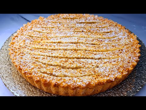 Best apple pie!!Perfect for Christmas with a cup of coffee or tea!!