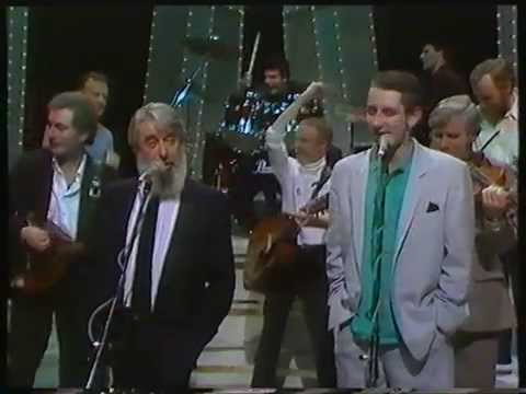The Irish Rover - The Pogues & The Dubliners, 1987