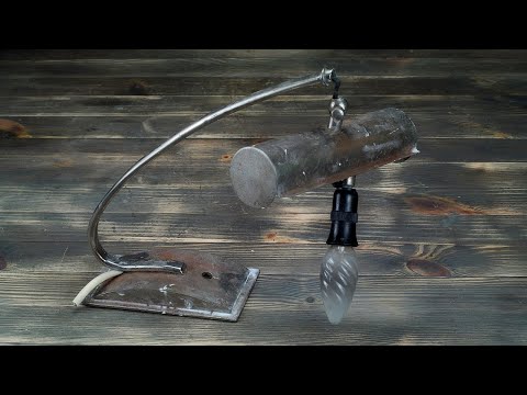 Restoration of a banker-style desk lamp