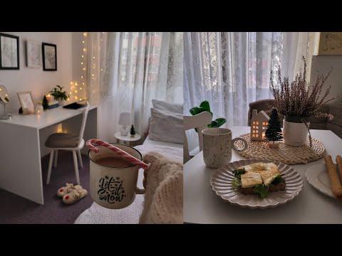 A cozy winter days with first snow ☃️