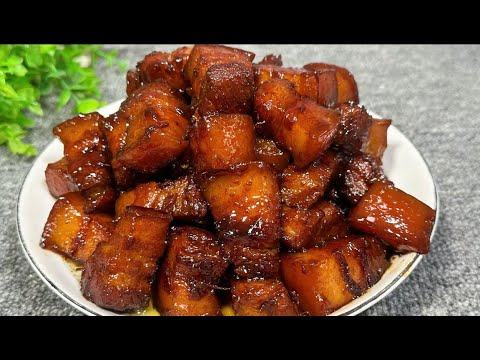 这才是家常红烧肉的正确做法，肥而不腻软烂入味，比饭店里的大厨做的都好吃！