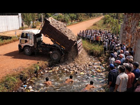 Amazing-Quickly Working New Project! FILL UP On The Flooded & Delete POND by 5-T Dump Truck Loading