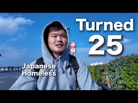 I turned 25 in a Net Cafe...