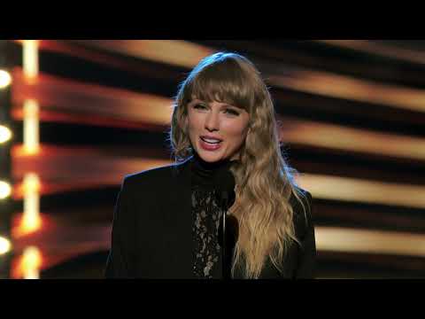 Taylor Swift Inducts Carole King | 2021 Induction Ceremony