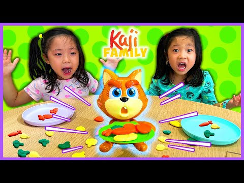 Emma and Kate Play Picky Kitty Game!