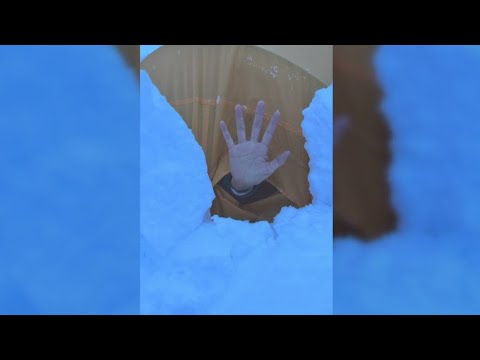 Hundreds of hikers stranded on Mount Everest after freak October snowstorm