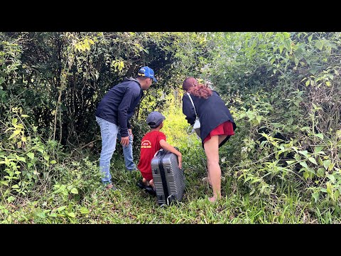 No One Recognized It! Their Old House Made the Whole Family CRY in SHOCK!