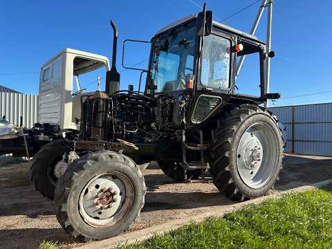I painted the MTZ-82 tractor in its original color.