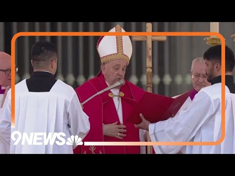 Pope criticizes Trump's immigration policy