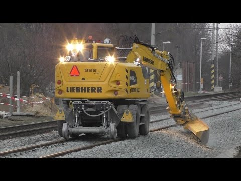 Liebherr 922 rail with great skills operator