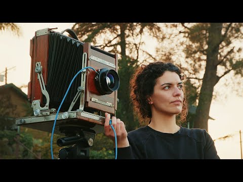 Shooting Los Angeles on 8x10 Film - Paloma Dooley