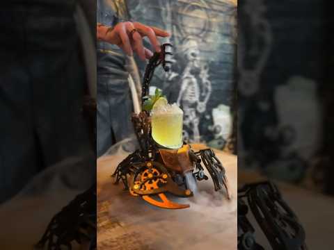 When Art meets Pleasure! 🤤🦂❤️🍹🥂 #theforgekitchen #metalart #sculpture #cocktail