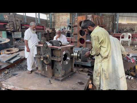90Days Manufacturing process of Huge Industrial Machine with 100yrs old Technology