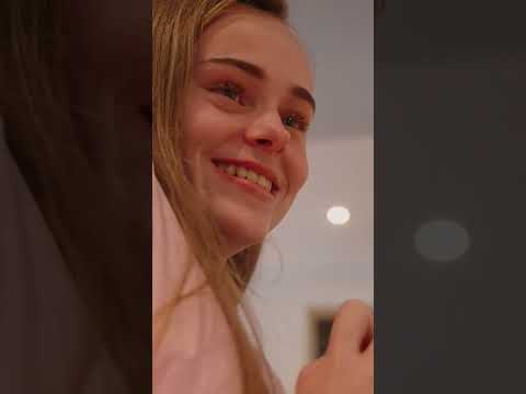 Secret Santa Showed Up at Their House Unannounced 🎅 #erlinghaaland #holidays