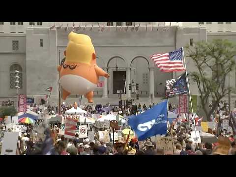 At LA No Kings protest, inflatable Trump baby and more displays captured in livestream footage