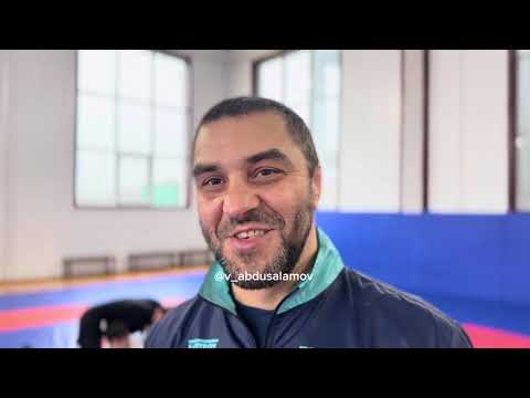 Сборная Дагестана по вольной борьбе готовится к матчевой встрече против сборной Северной Осетии.