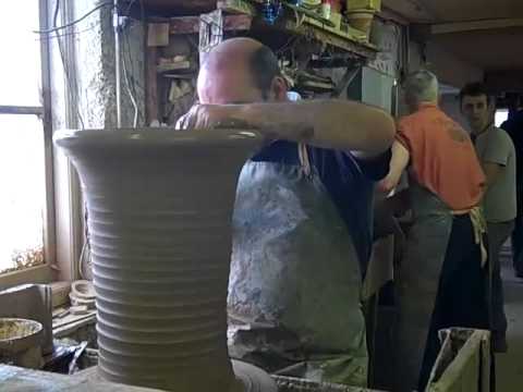 Whichford Pottery - Throwing a Pot