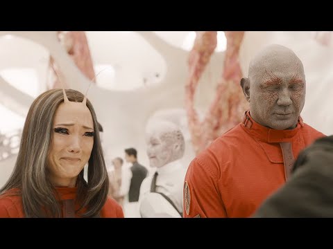 Hilarious Marvel Bloopers That Made The Final Cut!