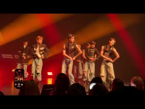 8TURN - Walk It Out fancam at 8TURNRISE Tour SF 05-05-25