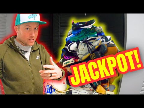 This $60 Storage Unit had a HUGE BAG of MONEY sitting inside! #jackpot @THEATLFLIPPERS