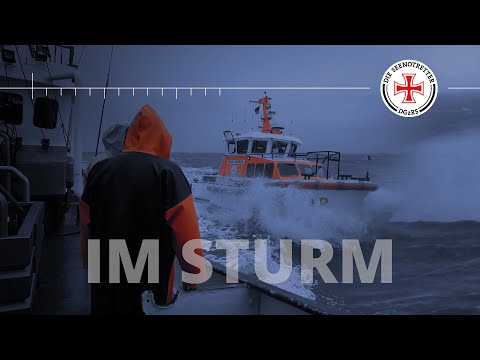 Die Seenotretter: Im Sturm