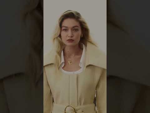 Gigi Hadid opening Jacquemus "Les Sculptures" #models #runway